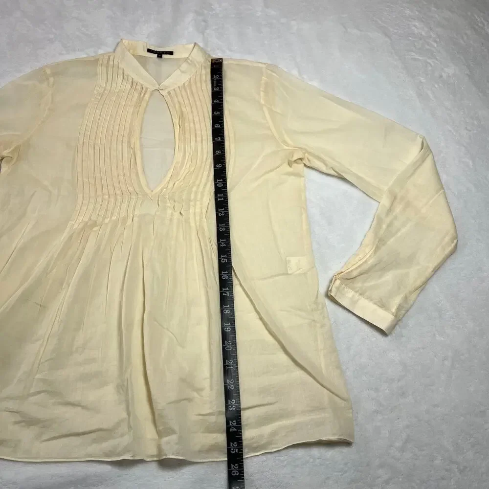 Theory Women's Bianca Keyhole Cotton Pin Tuck Blouse Size Medium Breathable - Picture 8 of 10